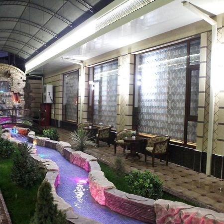Hotel Naxshab Qarshi Eksteriør bilde