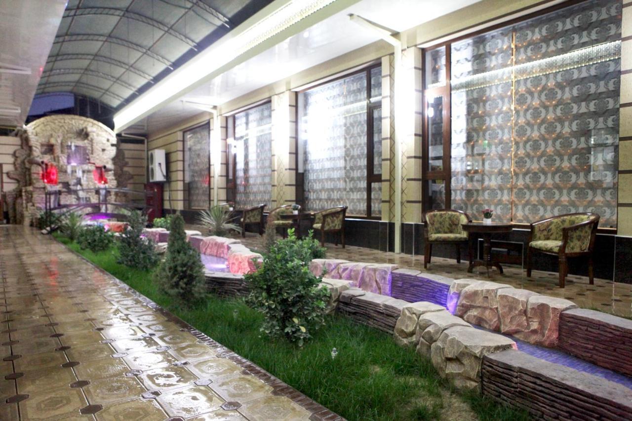 Hotel Naxshab Qarshi Eksteriør bilde
