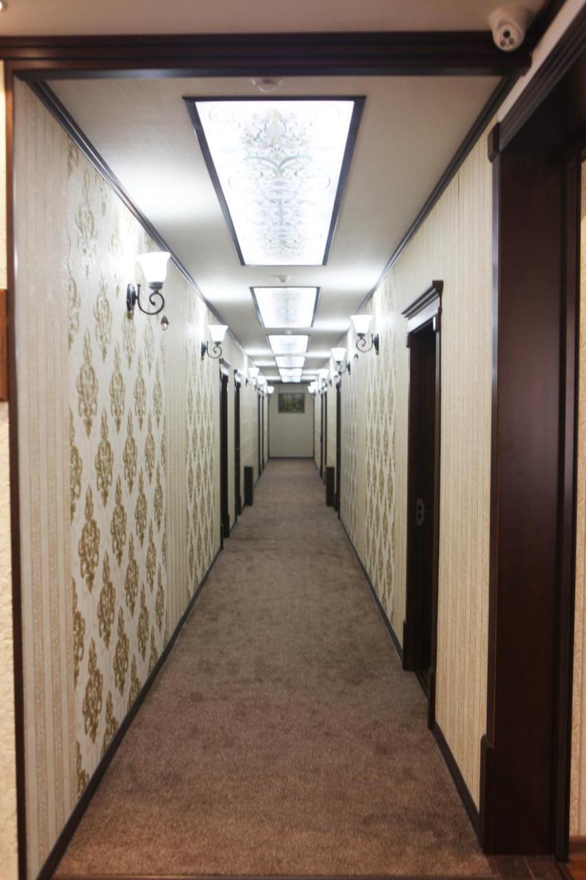 Hotel Naxshab Qarshi Eksteriør bilde