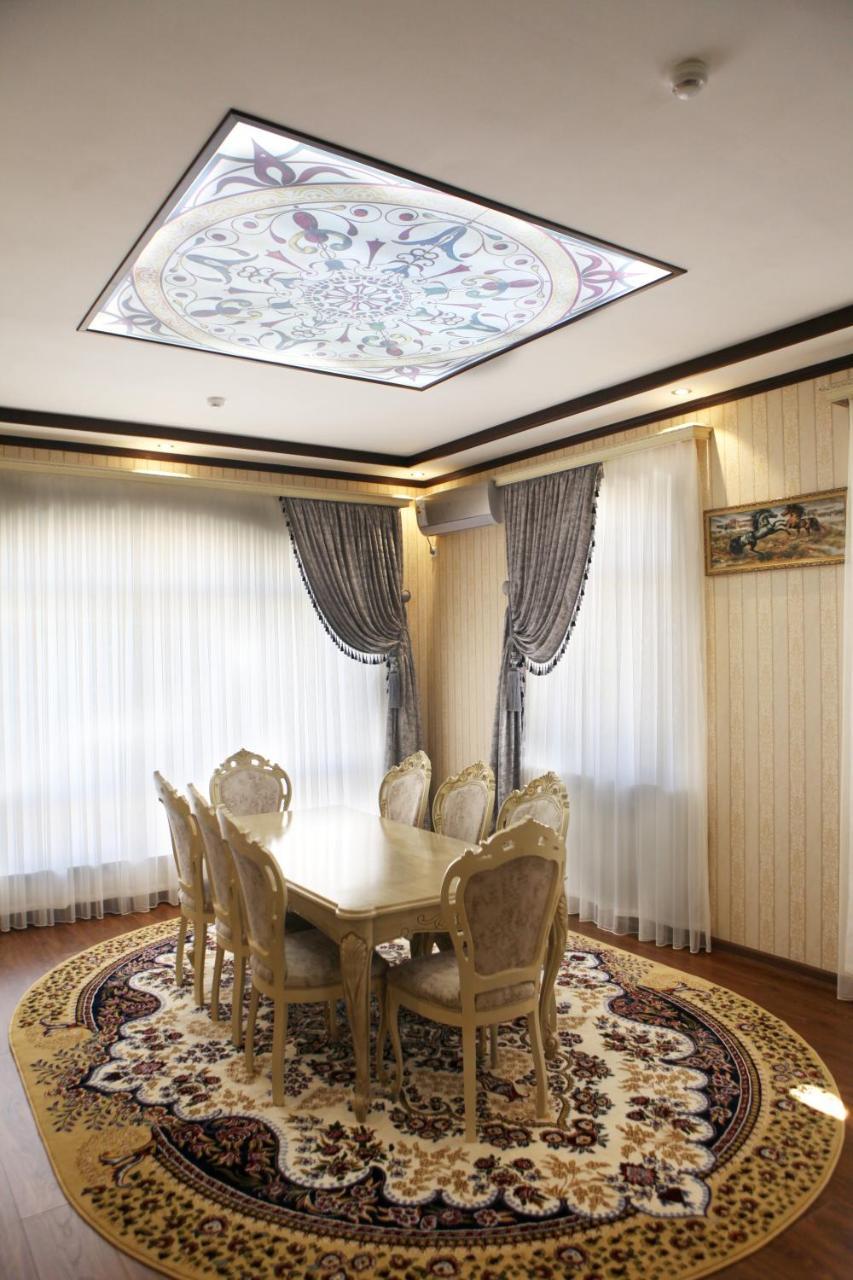 Hotel Naxshab Qarshi Eksteriør bilde