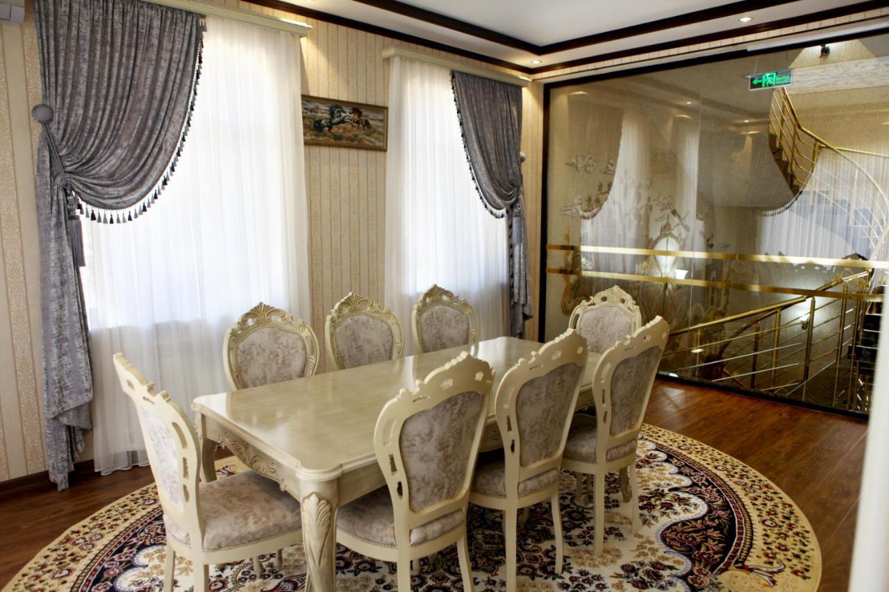 Hotel Naxshab Qarshi Eksteriør bilde